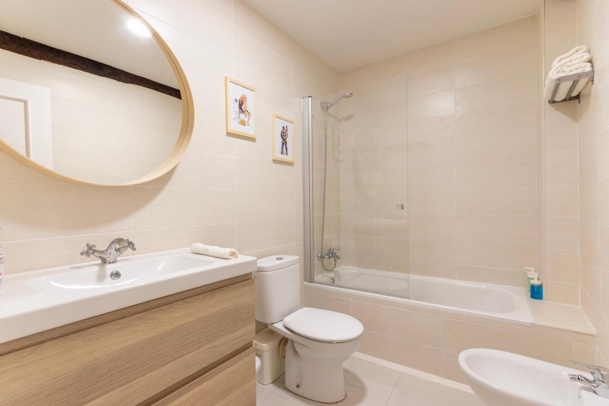 Precioso Apartamento Con Entrada Autonoma En El Casco Viejo Bilbao Dış mekan fotoğraf